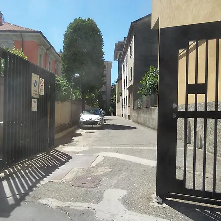 M1sesto Marelli Apartament *